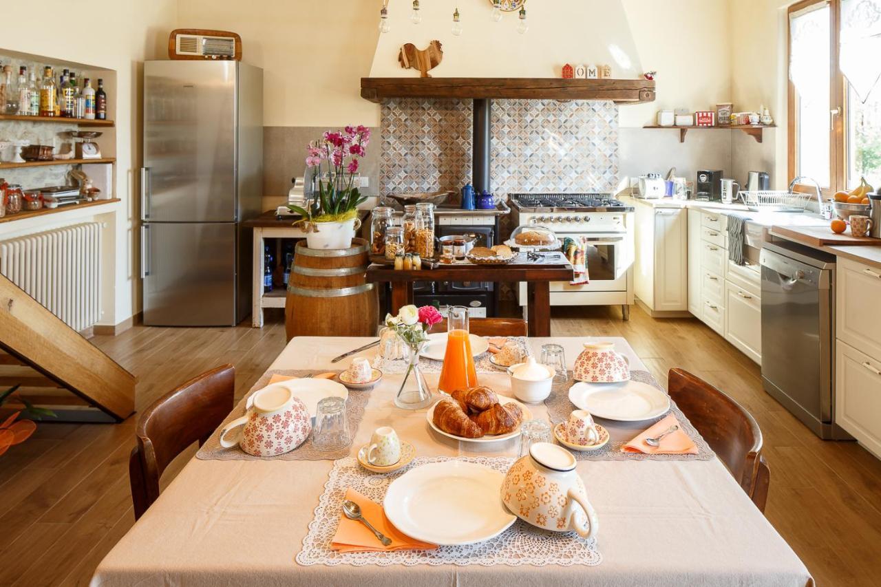 SantʼArcangelo di Romagna Il Pettirosso Bed & Breakfast エクステリア 写真